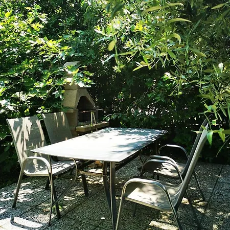 게스트하우스 Krasen Kras Komen